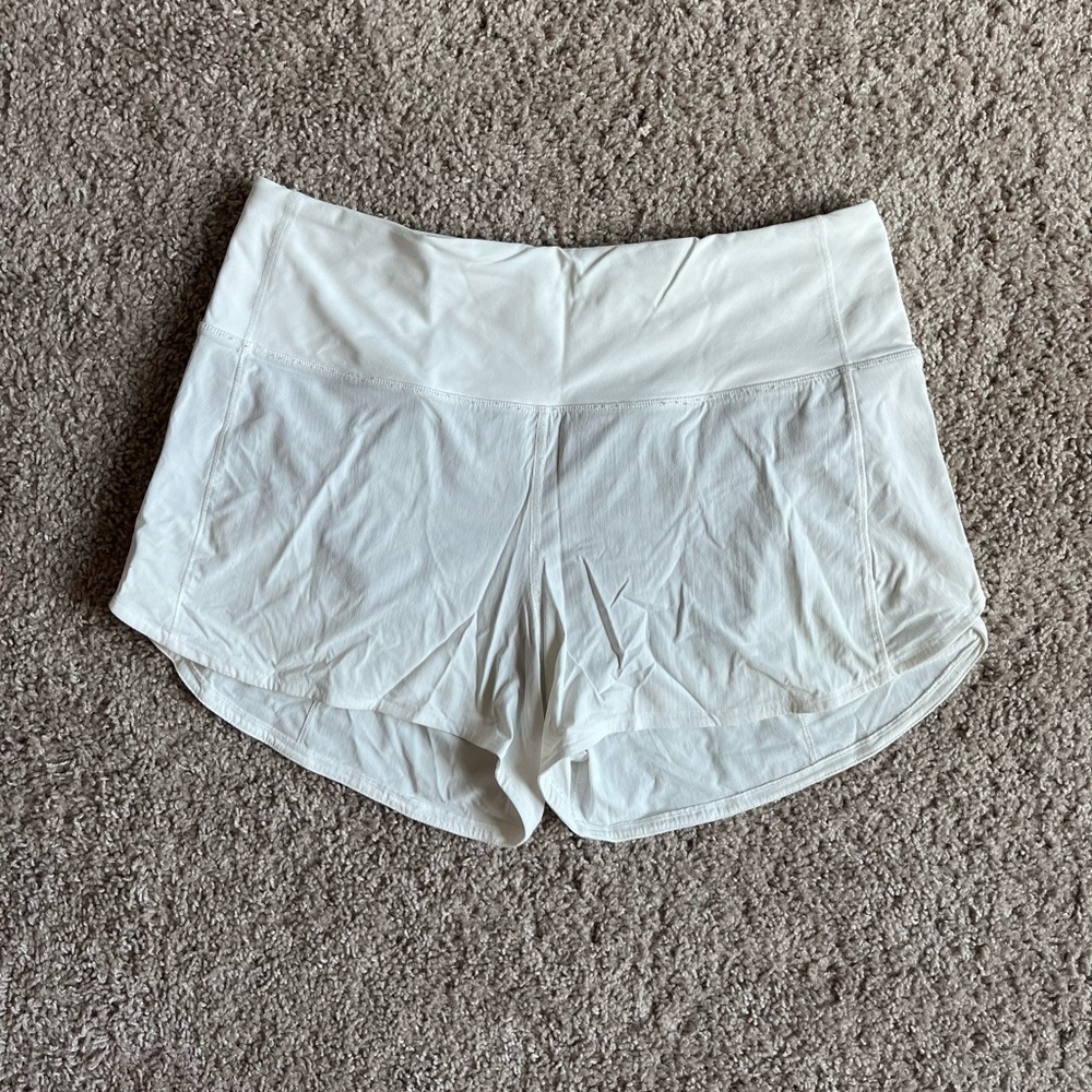 Lululemon Speed Up 4” High Rise shorts